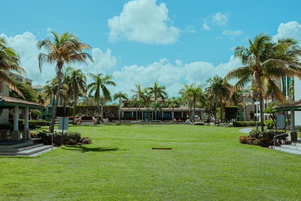 Aquatika Paraiso Tropical Loiza Luaran gambar