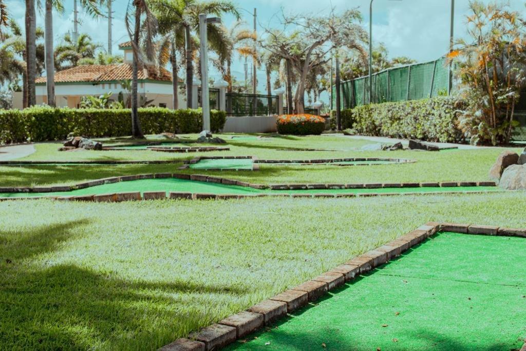 Aquatika Paraiso Tropical Loiza Luaran gambar