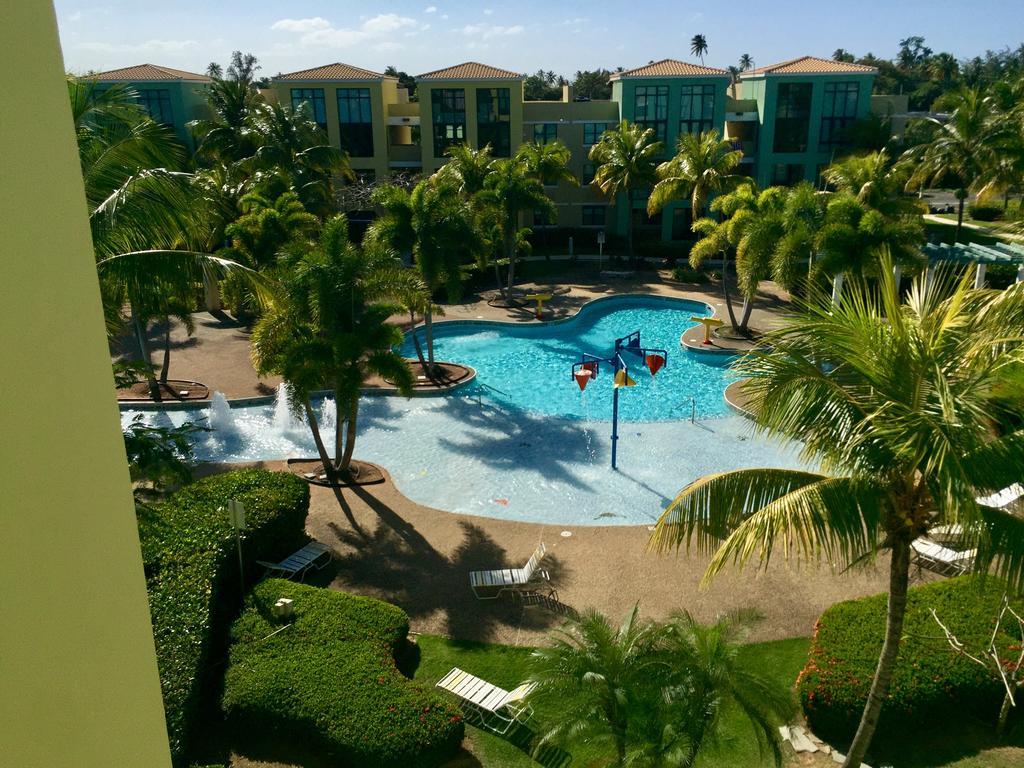 Aquatika Paraiso Tropical Loiza Luaran gambar