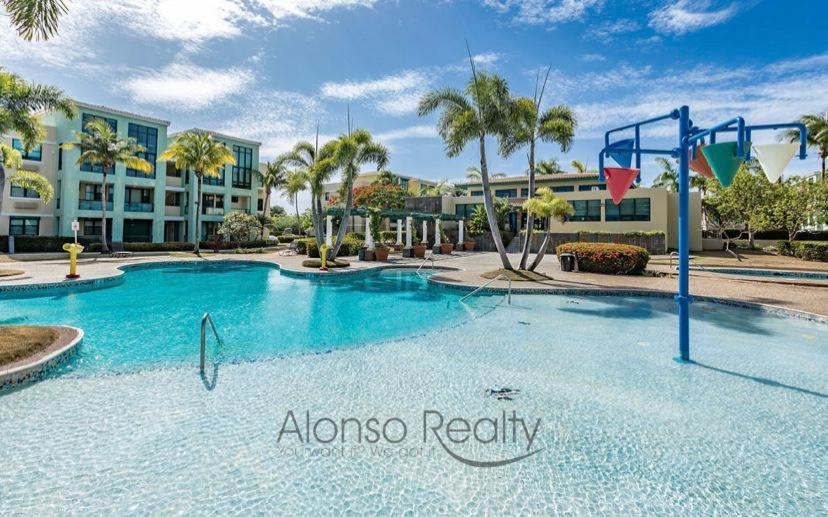 Aquatika Paraiso Tropical Loiza Luaran gambar